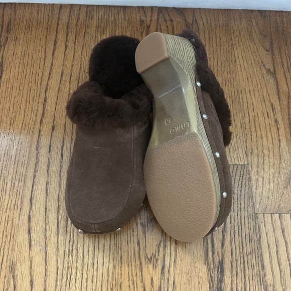 Clogs - Picture 3 of 5